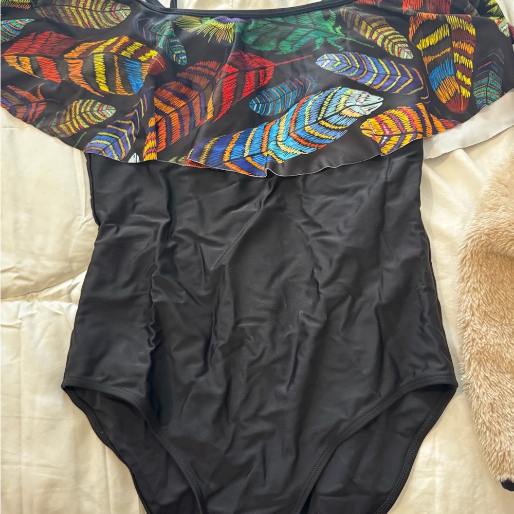 Colorful off the shoulder Feather Print Swimsuit